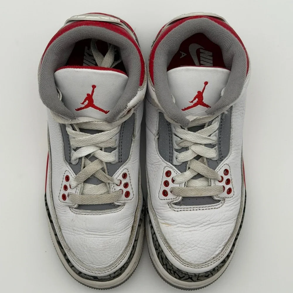 Jordan Air Jordan 3 Retro Fire Red 2022 DM0967-160 Size 4Y 5.5W